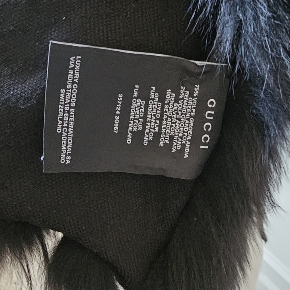 RARE Authentic Gucci Fox Fur Scarf - Picture 4 of 5